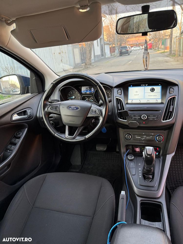 Ford Focus 1.0 EcoBoost Trend Edition - 3