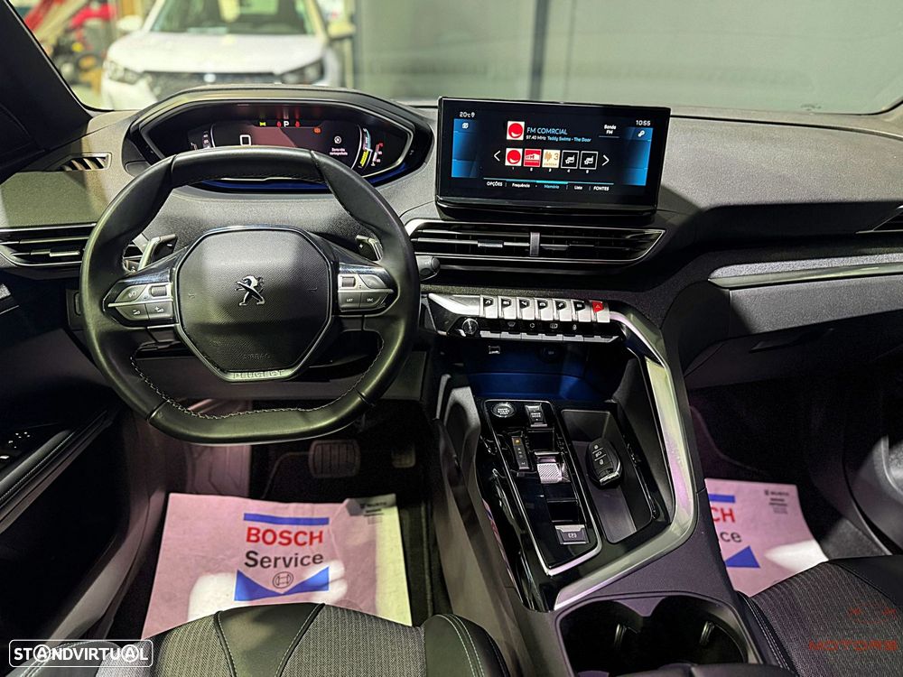 Peugeot 5008 1.2 Hybrid Allure Pack e-DCS6 - 19