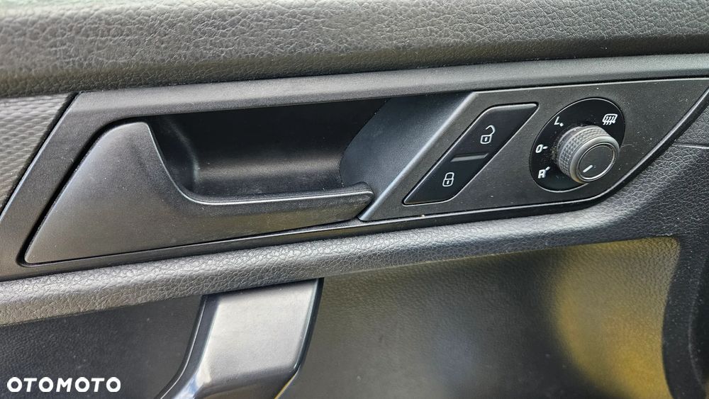 Volkswagen Caddy 2.0 TDI Comfortline 4Motion DSG - 13