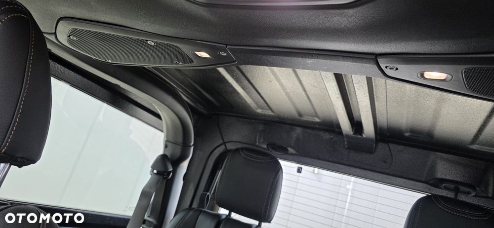 Jeep Wrangler - 19