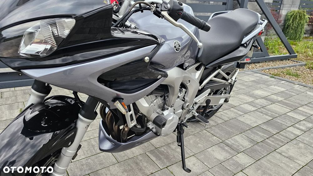 Yamaha FZ6 - 5