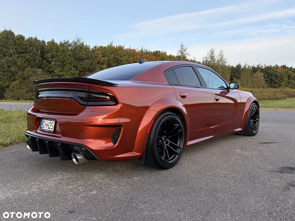 Dodge Charger 6.4 Scat Pack Widebody - 7
