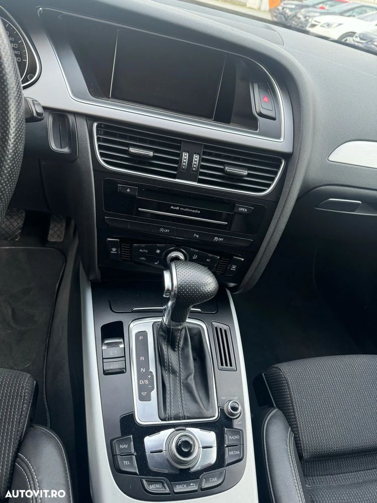 Audi A4 Avant 2.0 TDI DPF multitronic S line Sportpaket - 31