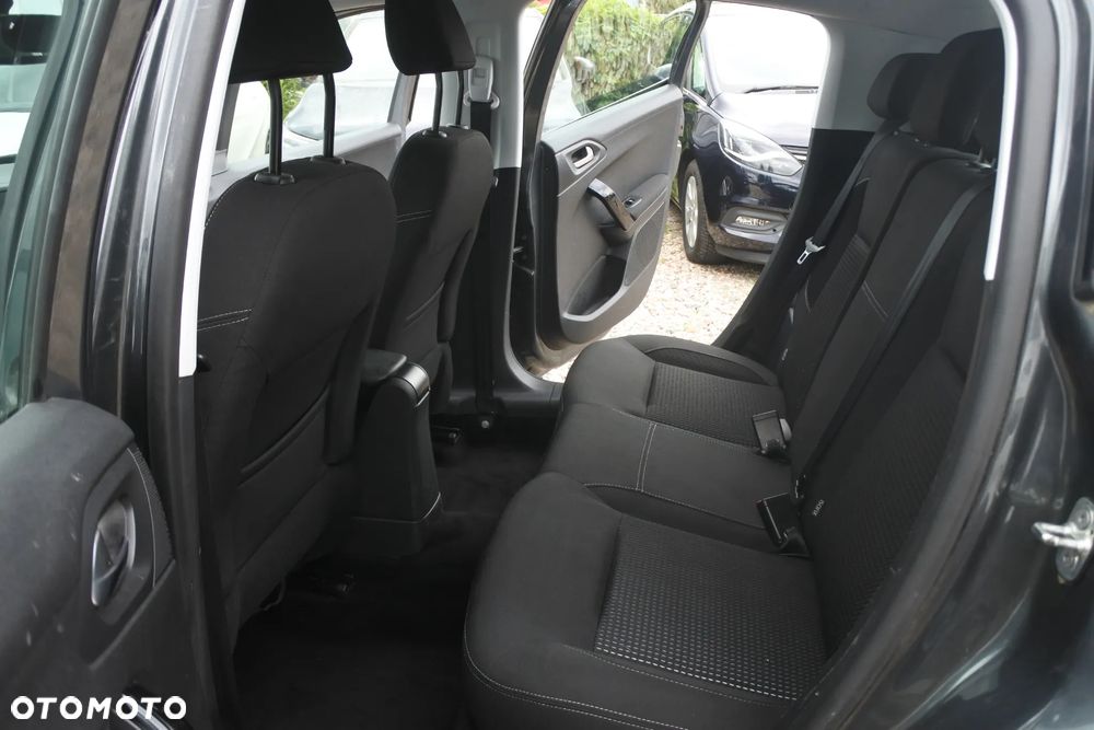 Peugeot 208 PureTech 110 Stop & Start EAT6 Allure - 10
