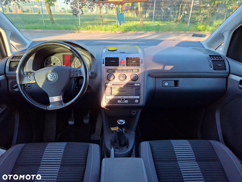 Volkswagen Touran 1.6 Trendline - 27