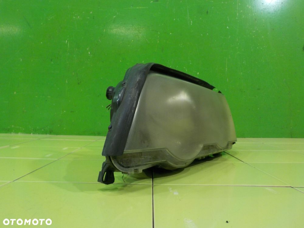BMW X5 E53 3.0 B 01r 5D lampa lewa przod - 3