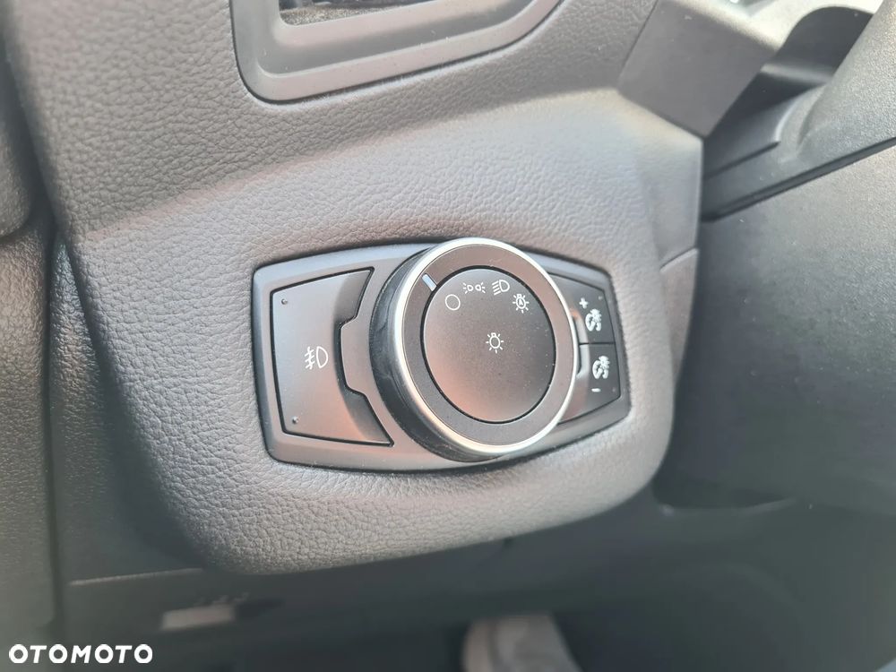 Ford Escape - 36