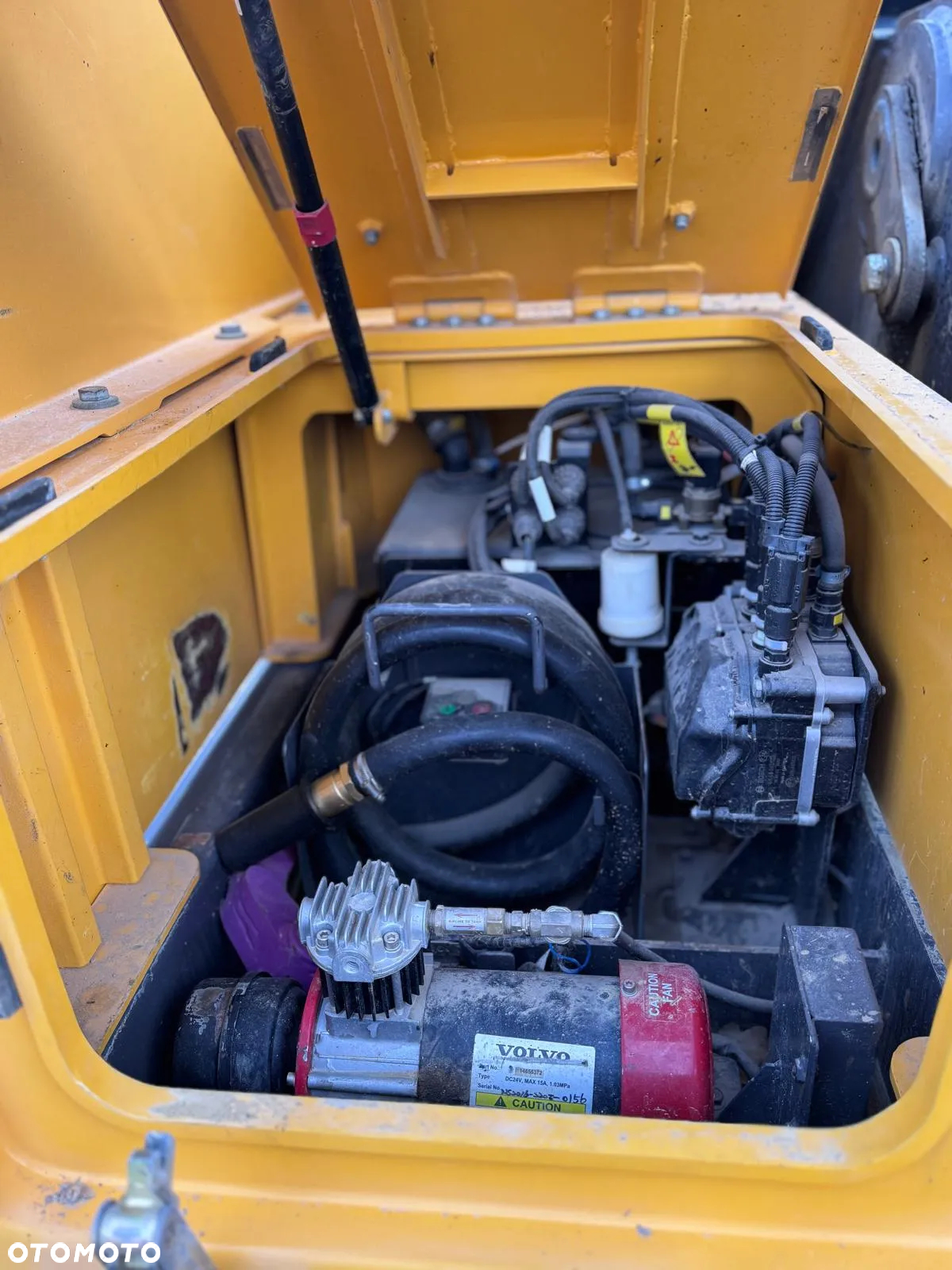 Volvo EC220EL - 18