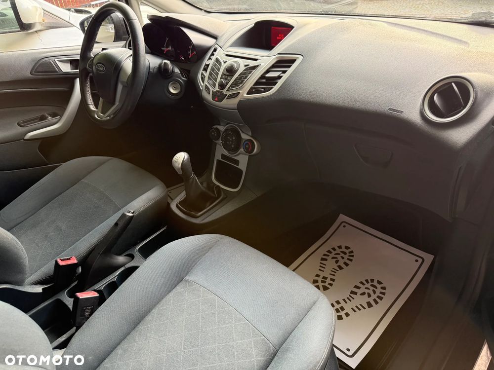Ford Fiesta 1.25 Champions Edition - 15