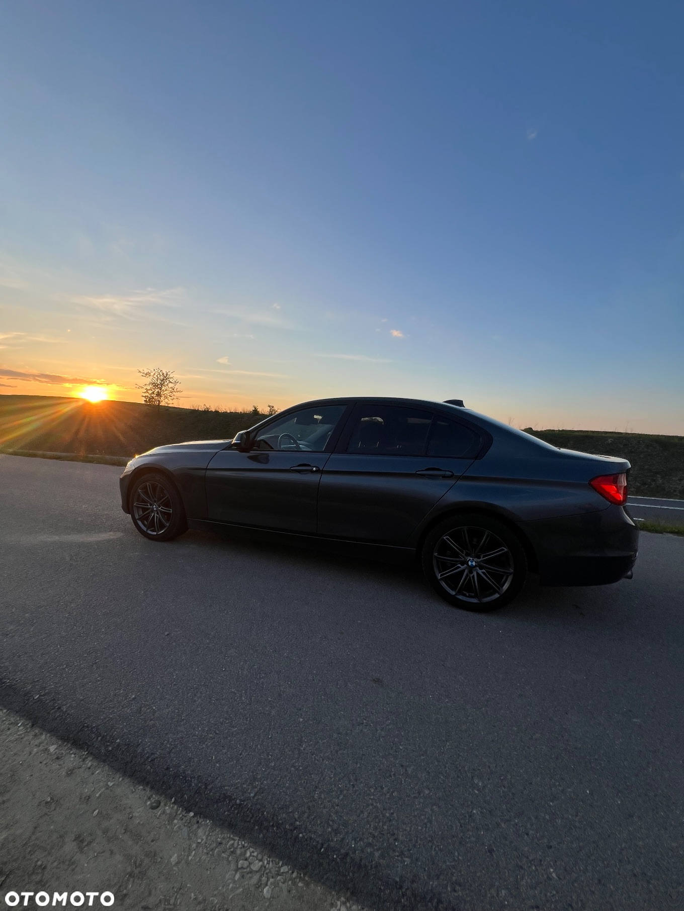 BMW Seria 3 316i - 8