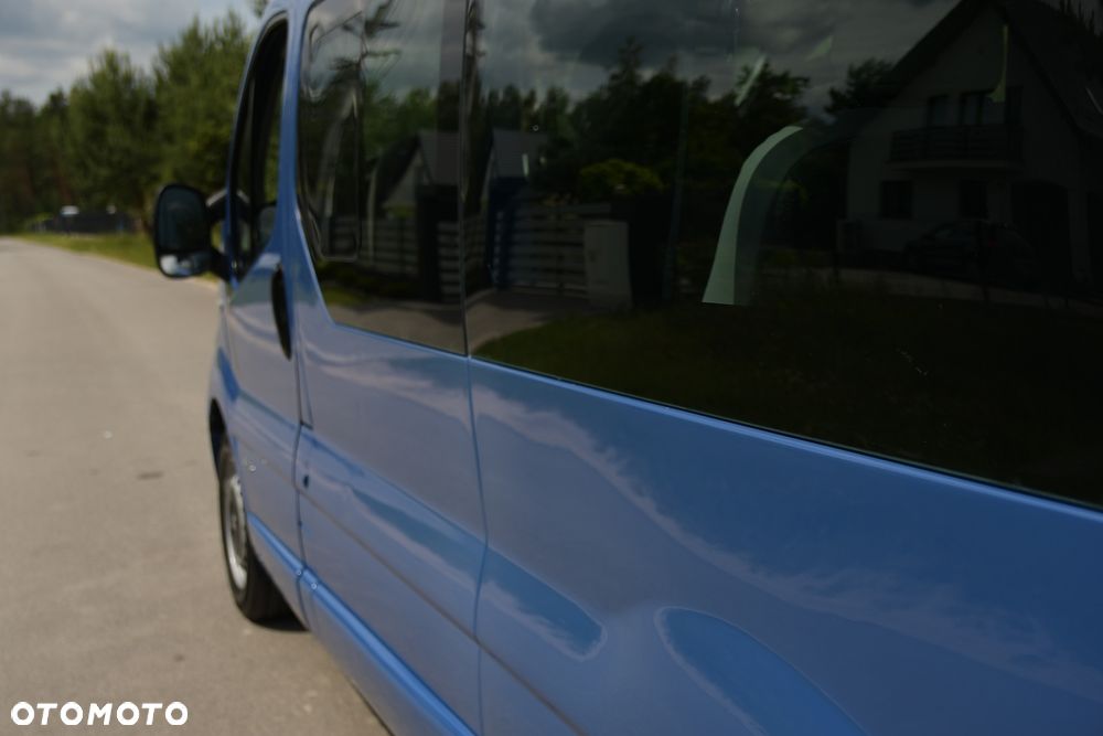 Renault Trafic - 16