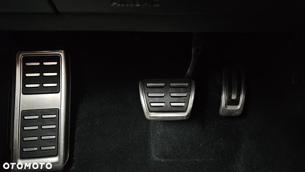 Volkswagen Golf GTD (BlueMotion Technology) DSG - 14