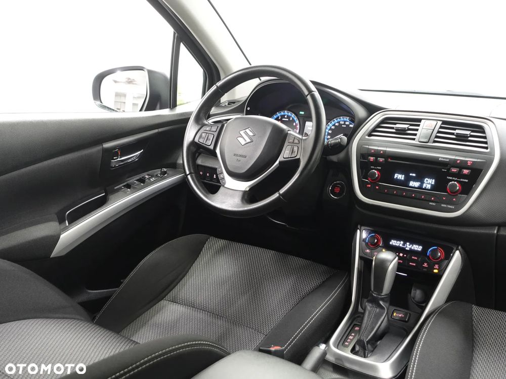 Suzuki SX4 S-Cross 1.6 VVT CVT 4x4 limited - 29