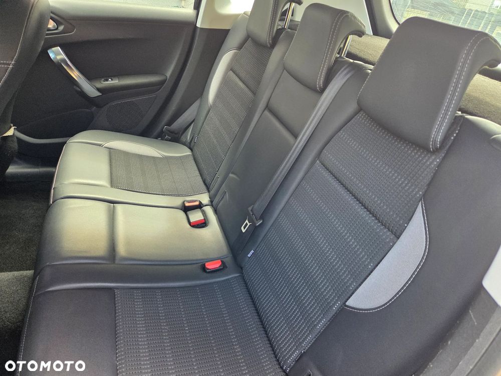 Peugeot 2008 e-HDi FAP 92 STOP & START Active - 7