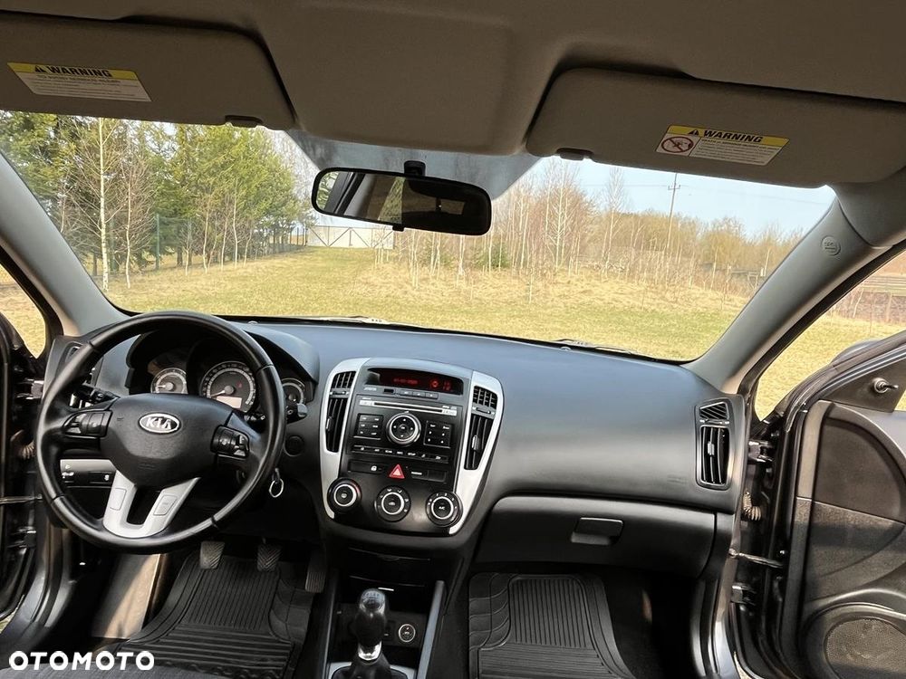 Kia Ceed - 7