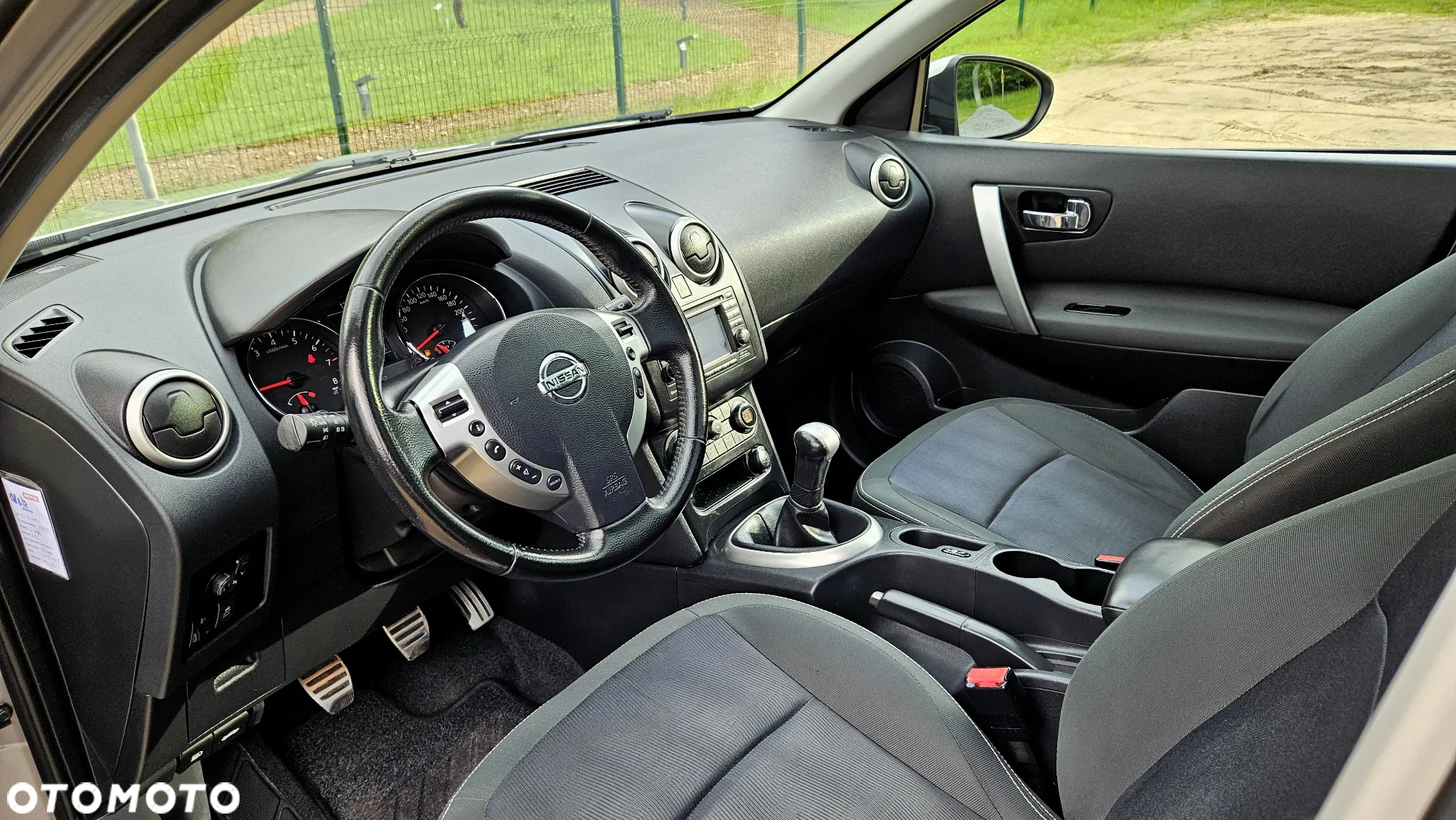 Nissan Qashqai 1.6 Tekna - 29