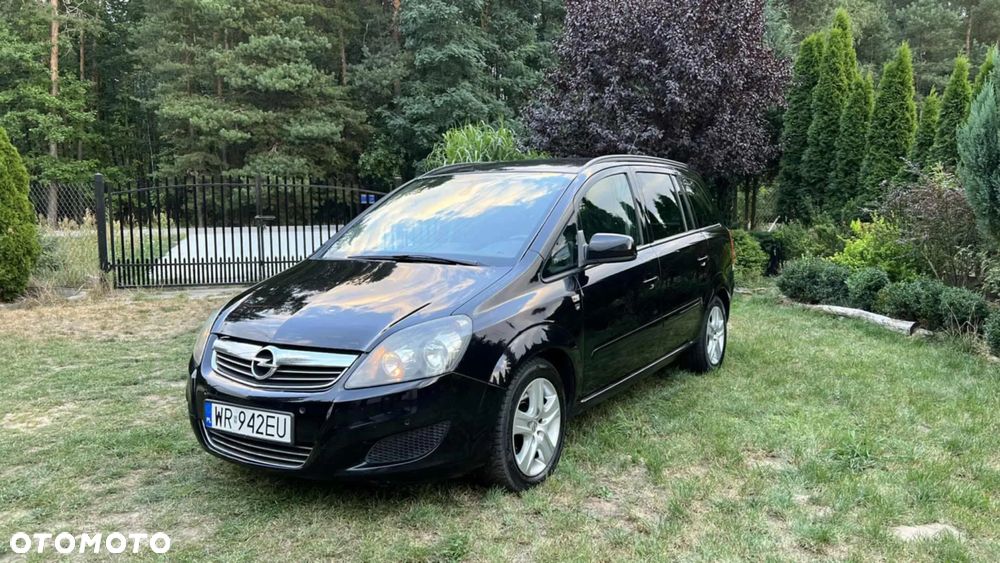 Opel Zafira - 1