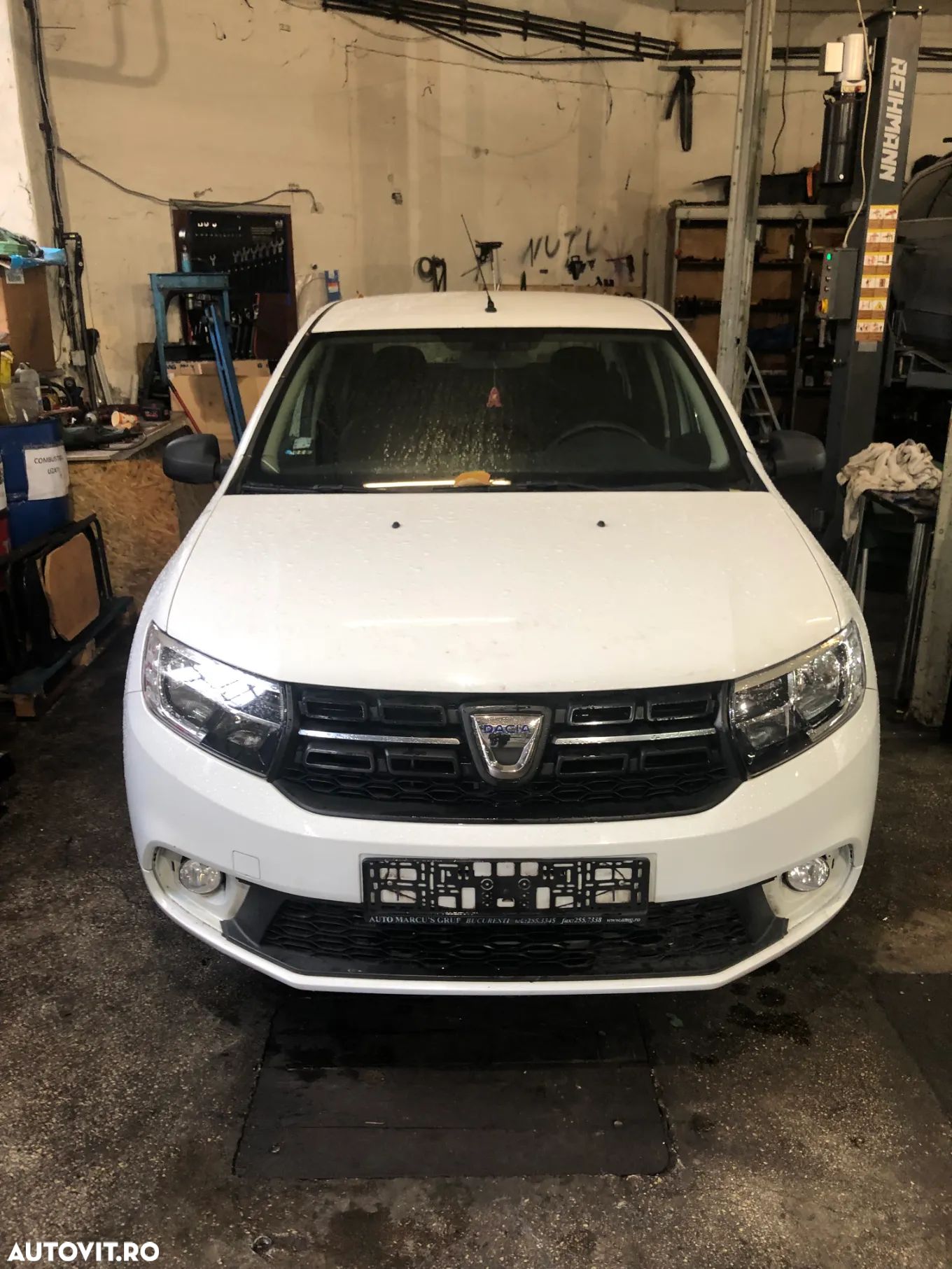 Dezmembrez Dacia Logan 2 2019 alb 1.0 SCE - 1
