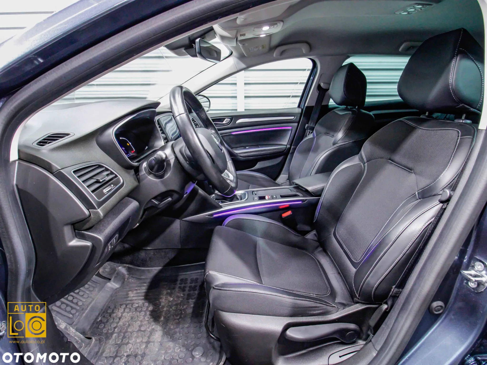 Renault Megane 1.3 TCe FAP Equilibre EDC - 12