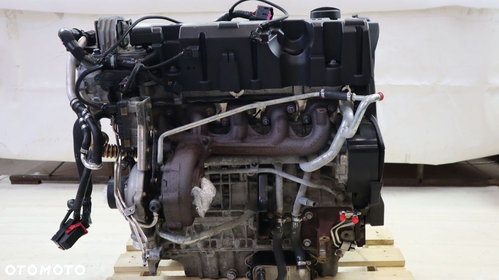 VOLVO S60 2.4 D5 SILNIK D5244T5 - 2