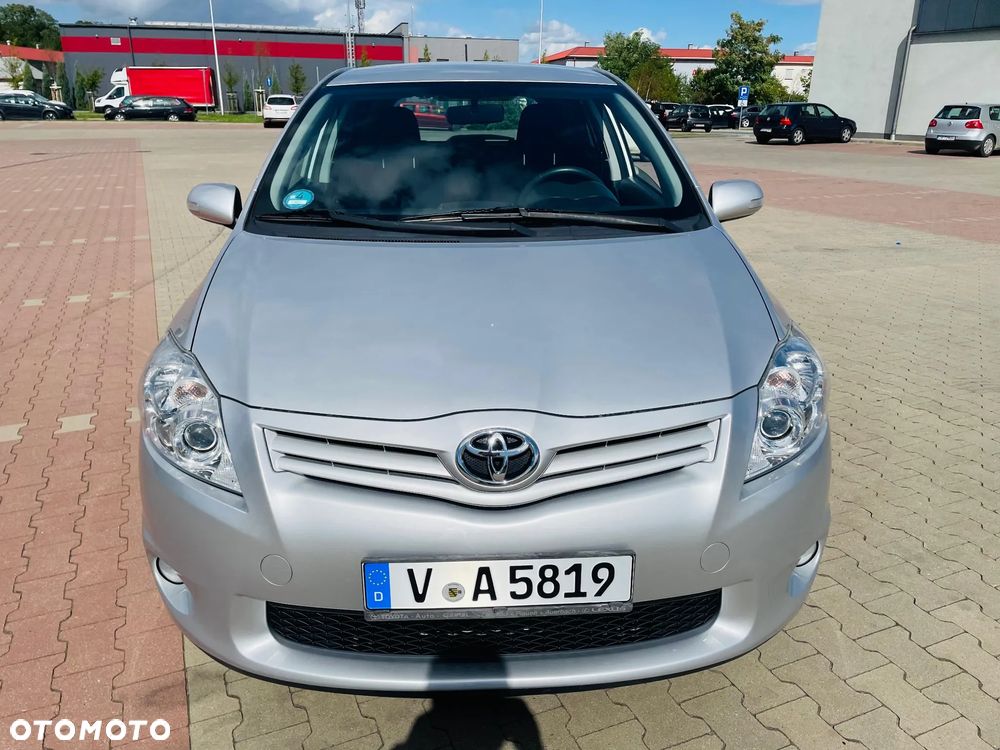 Toyota Auris 1.6 Executive - 8