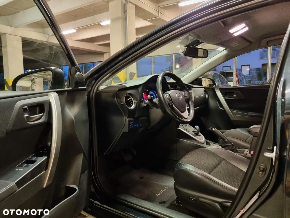 Toyota Auris - 5
