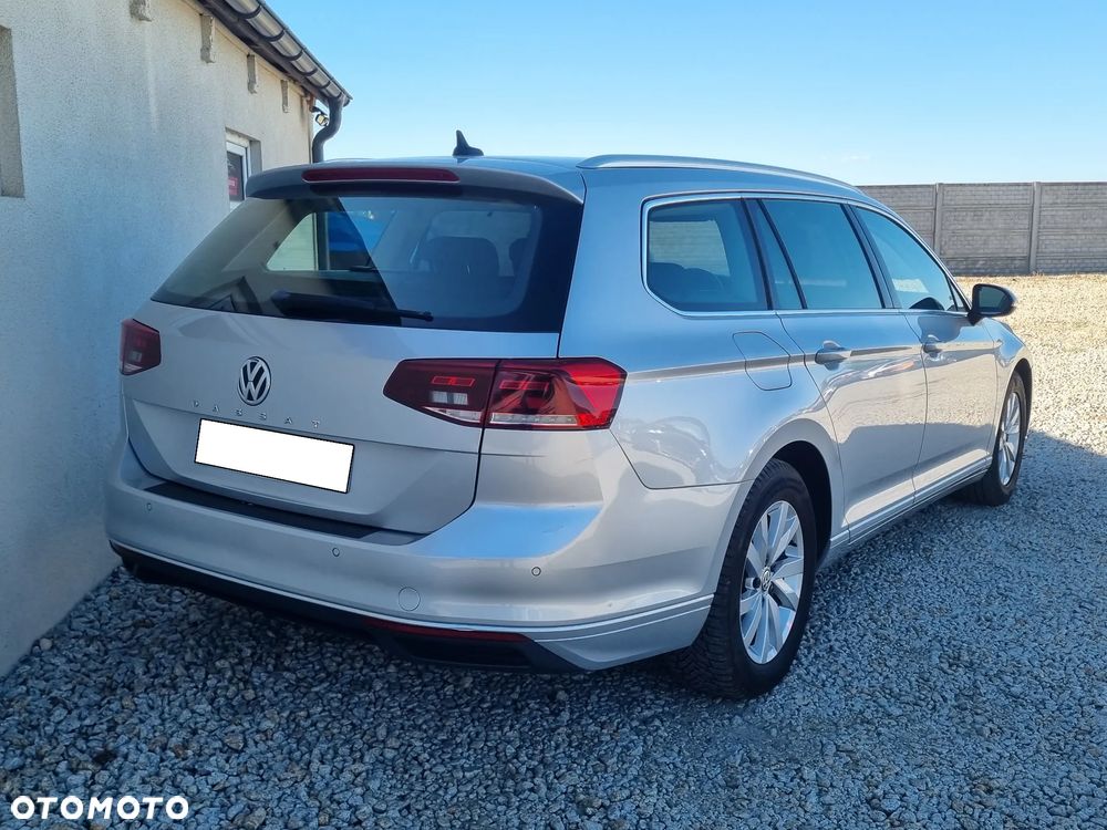 Volkswagen Passat - 3