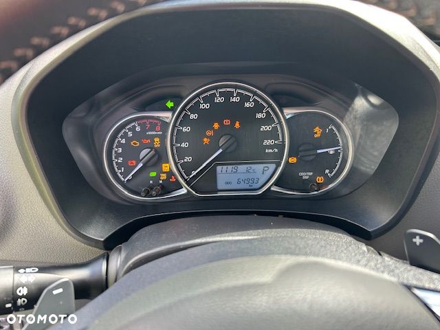 Toyota Yaris 1.5 Premium CVT - 27