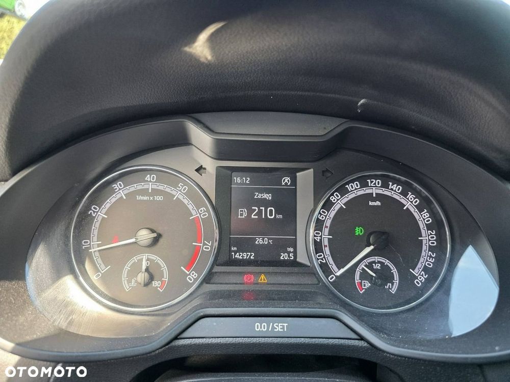 Skoda Octavia 1.4 TSI Ambition - 9
