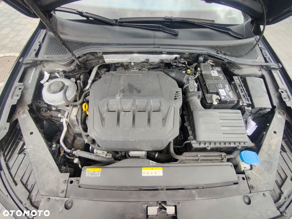 Volkswagen Passat 2.0 TSI OPF DSG Business - 16