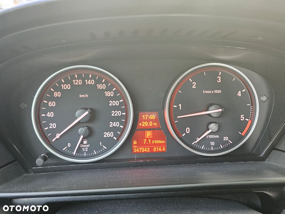 BMW Seria 5 - 13
