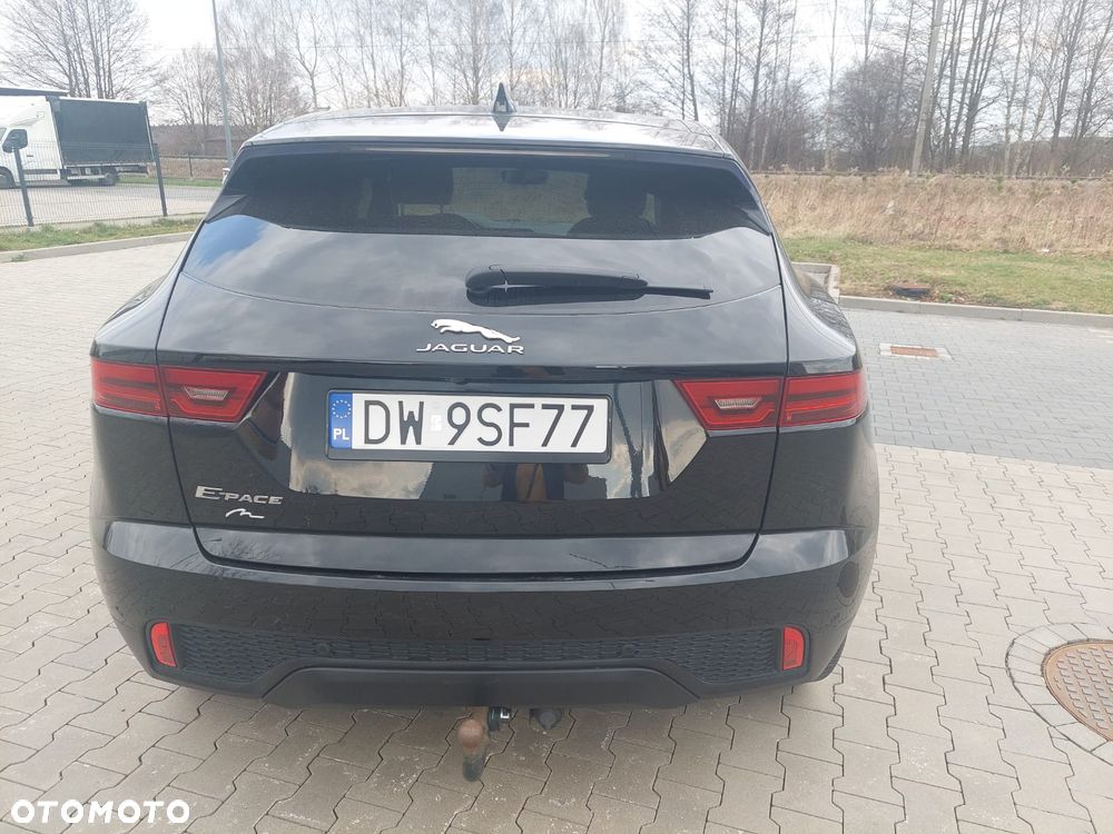Jaguar E-Pace 2.0 i4D FWD R-Dynamic SE - 8