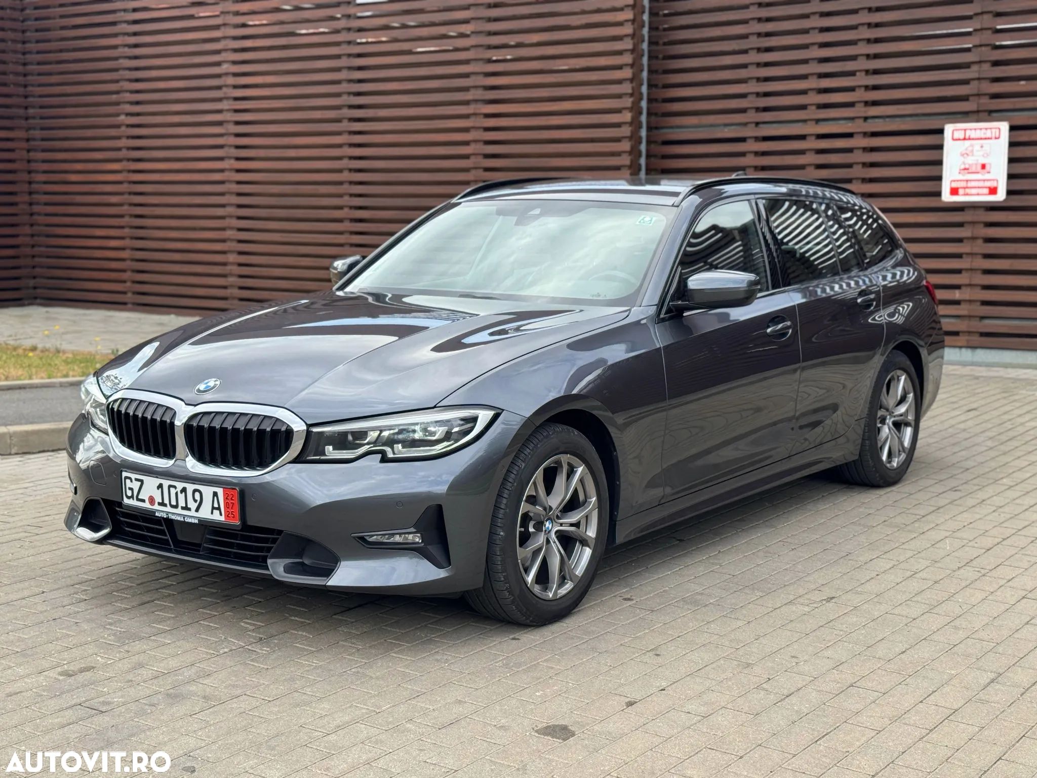 BMW Seria 3 320d AT MHEV - 1