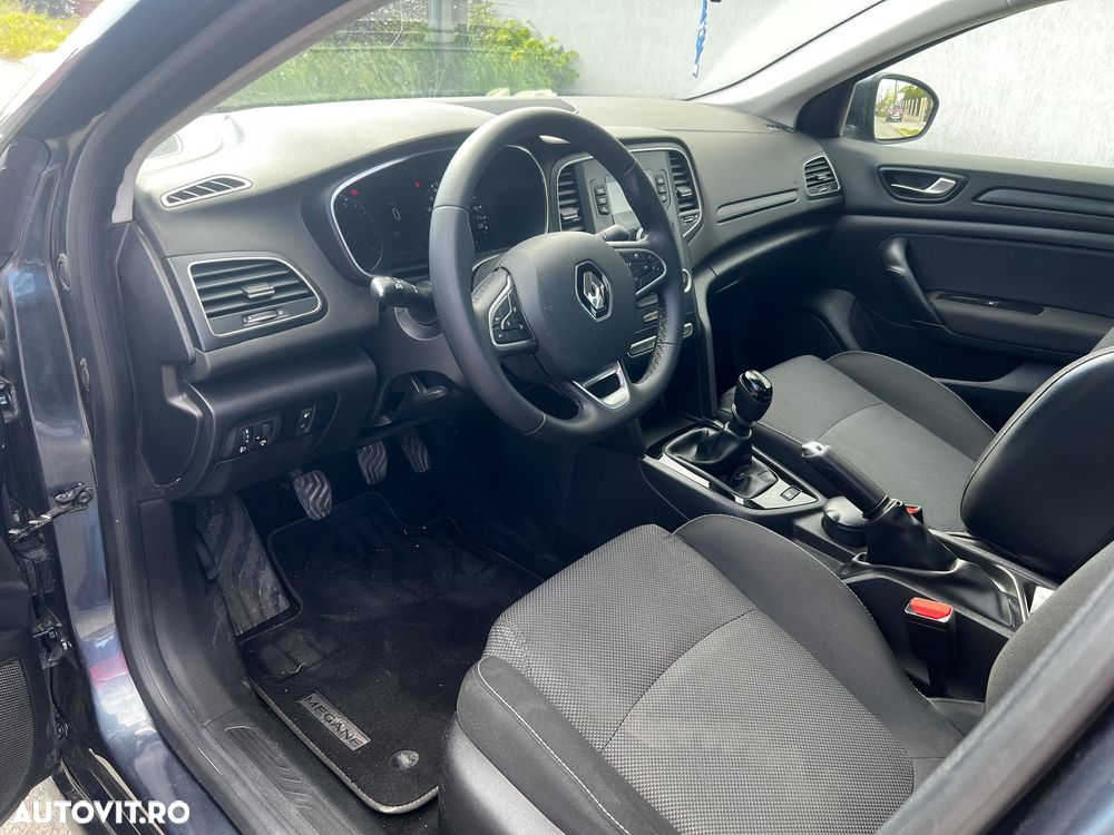 Renault Megane TCe GPF Intens - 13