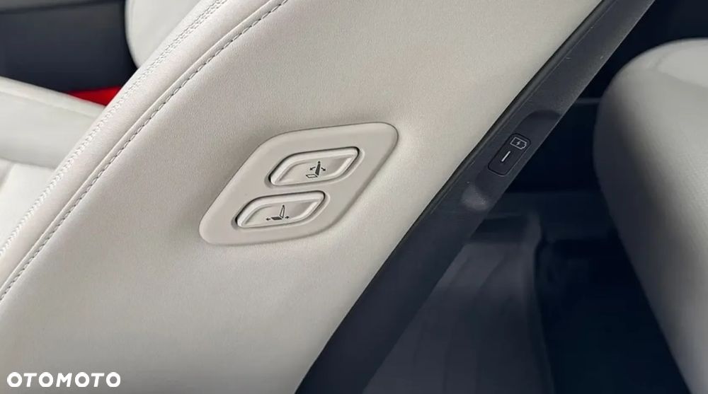 Hyundai Santa Fe 1.6 T-GDI HEV Calligraphy 4WD 6os - 34