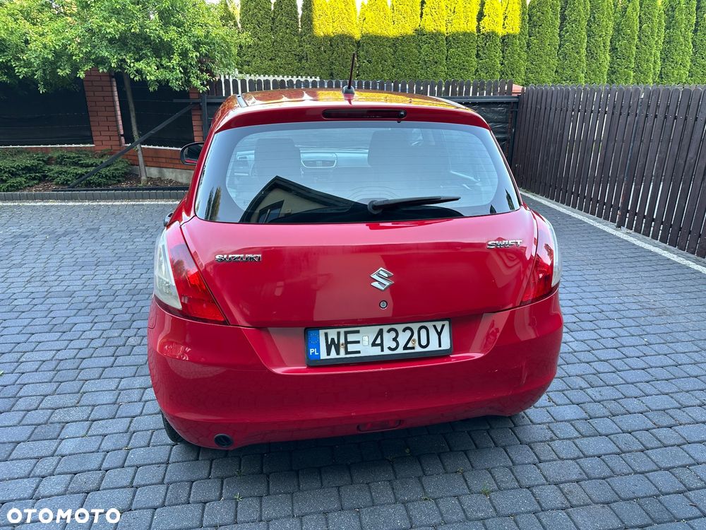 Suzuki Swift - 9