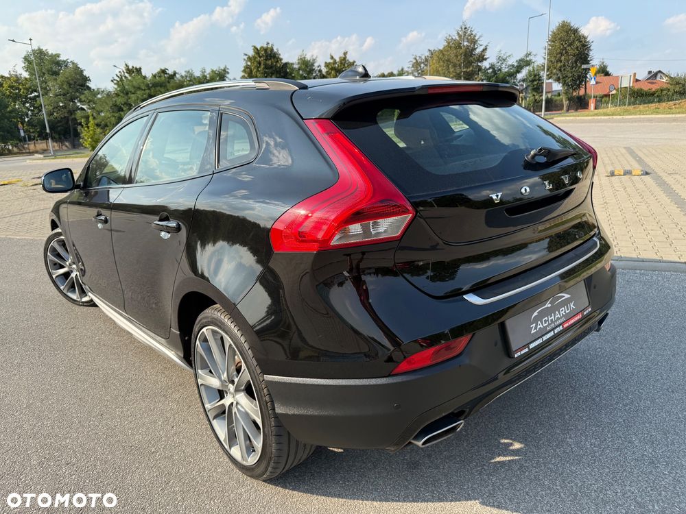 Volvo V40 Cross Country D2 Momentum - 16
