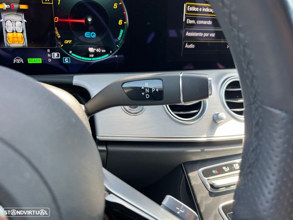 Mercedes-Benz E 300 de 9G-TRONIC AMG Line - 25