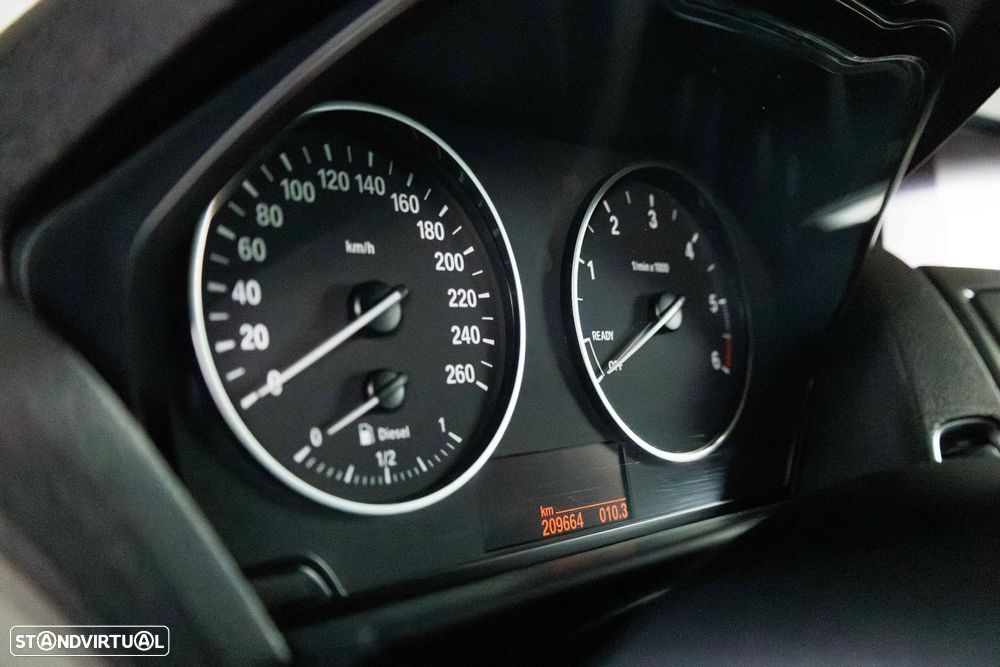 BMW 116 d EfficientDynamics Edition Urban Line - 16