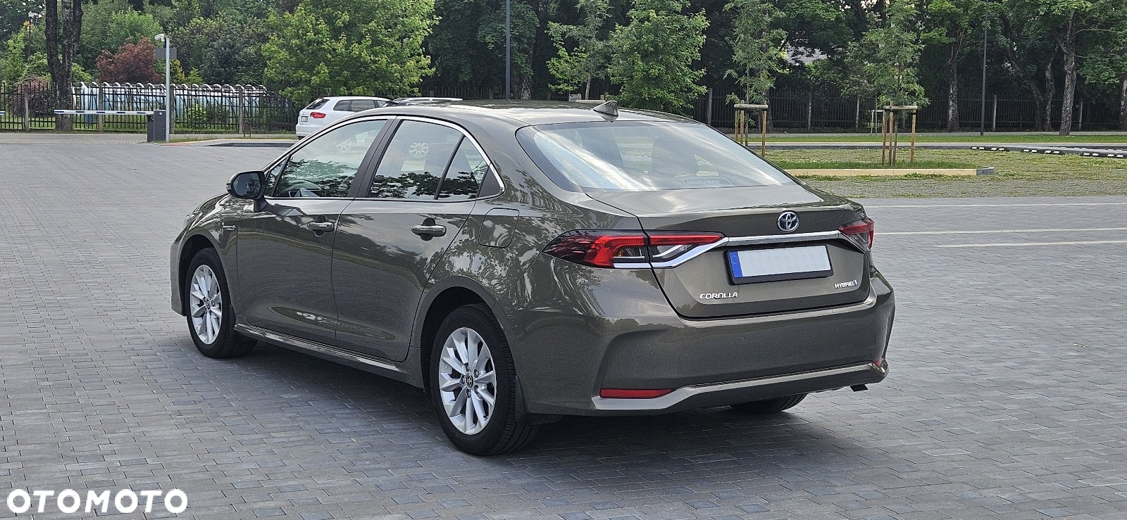 Toyota Corolla 1.8 Hybrid - 3