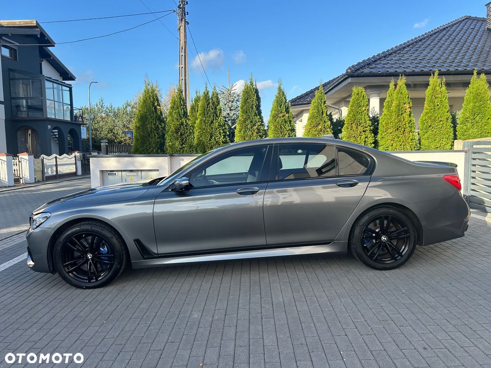 BMW Seria 7 - 8