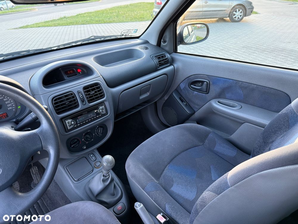 Renault Clio 1.4i RT - 15