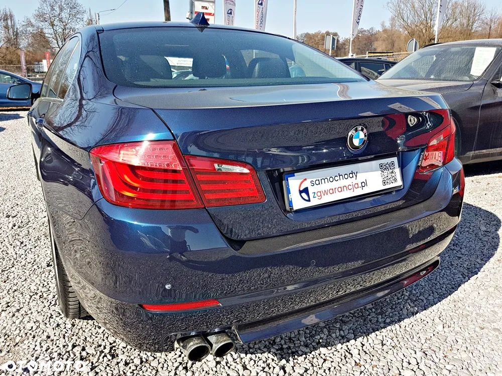 BMW Seria 5 528i - 34