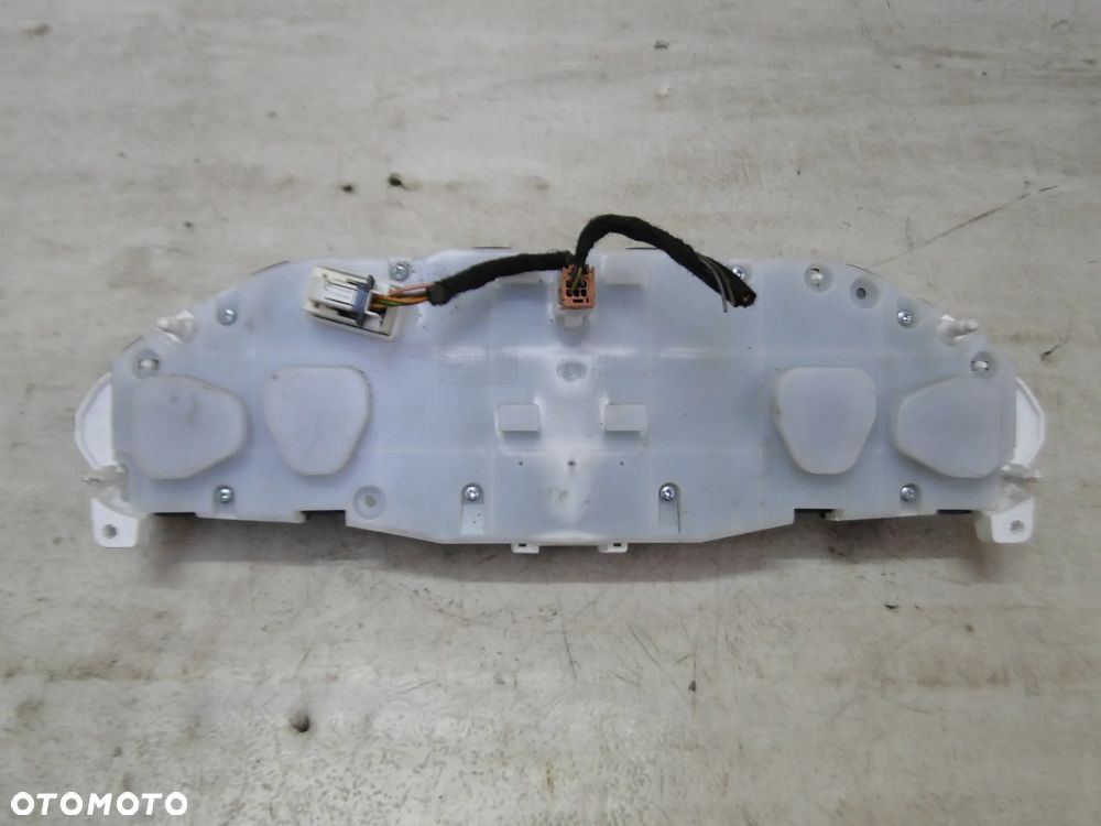 PEUGEOT 2008 I LICZNIK ZEGARY 1.6 E-HDI EUROPA - 3