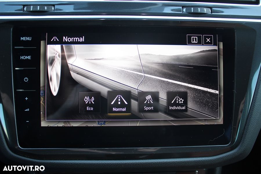 Volkswagen Tiguan 2.0 TDI SCR 4MOTION DSG R-Line - 29