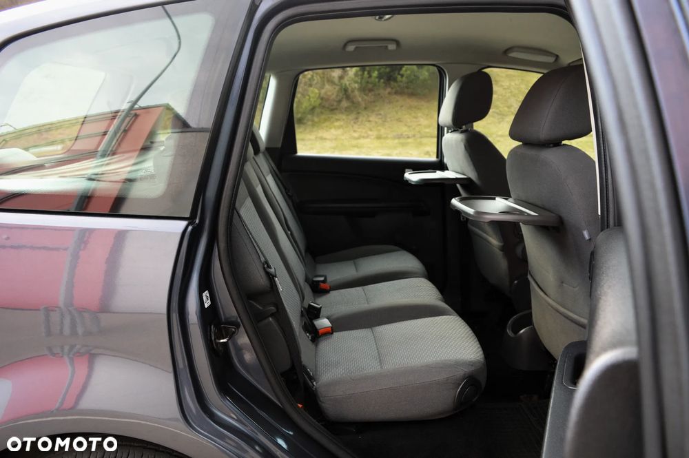 Ford Focus C-Max 1.6 TDCi Ambiente - 12