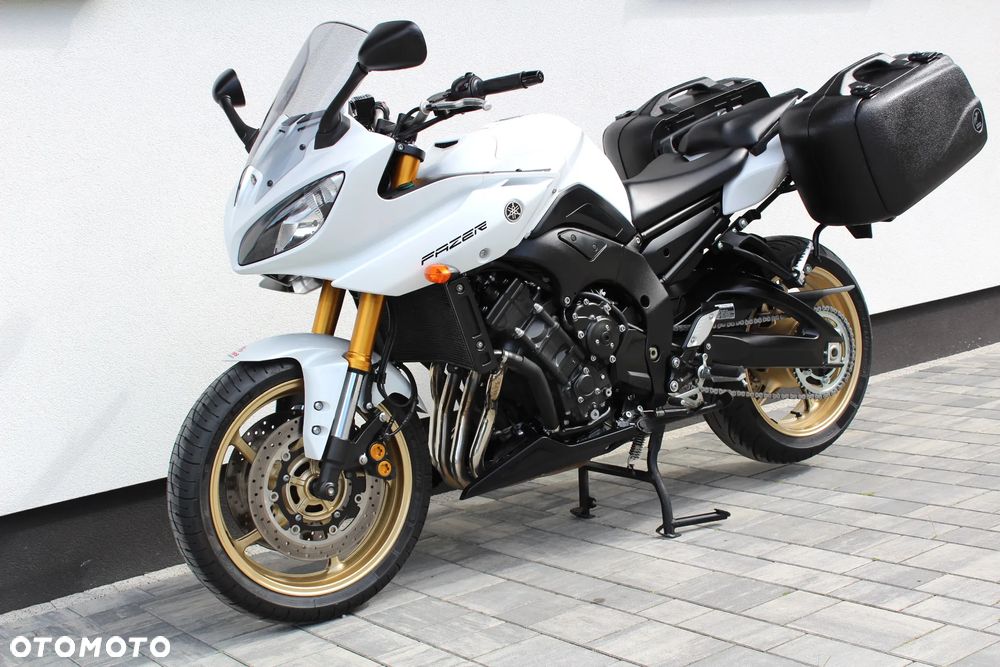 Yamaha FZ8 - 1