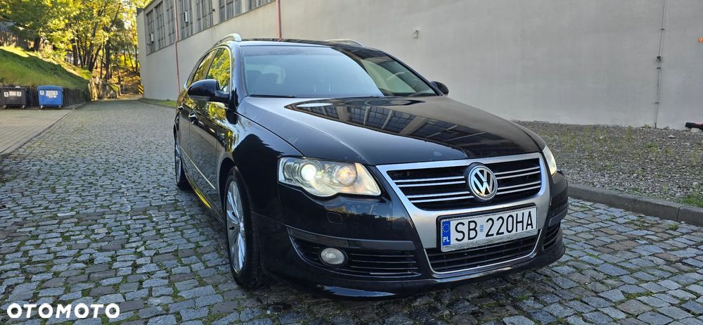 Volkswagen Passat 2.0 TDI Highline R-Style - 9