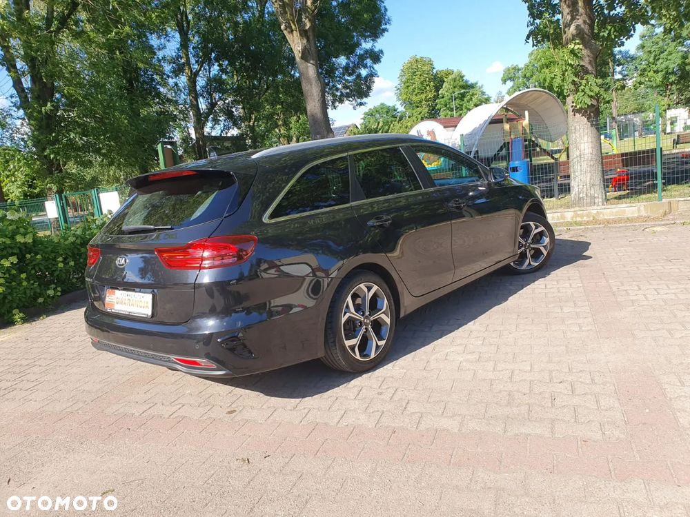 Kia Ceed 1.4 T-GDI DCT OPF Platinum Edition - 6