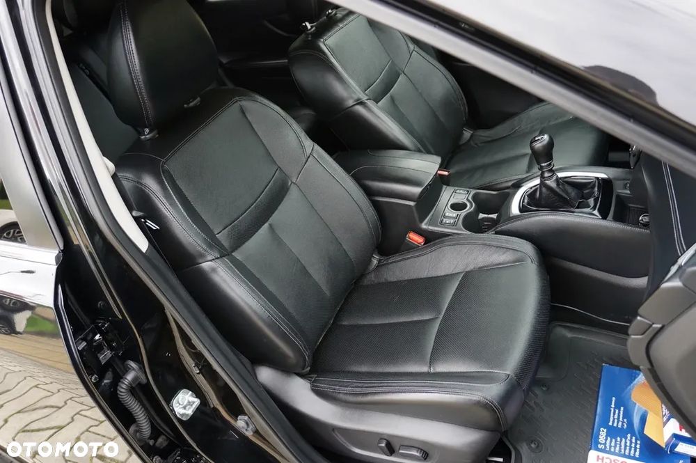 Nissan X-Trail 1.6 DIG-T Tekna 2WD 7os - 24